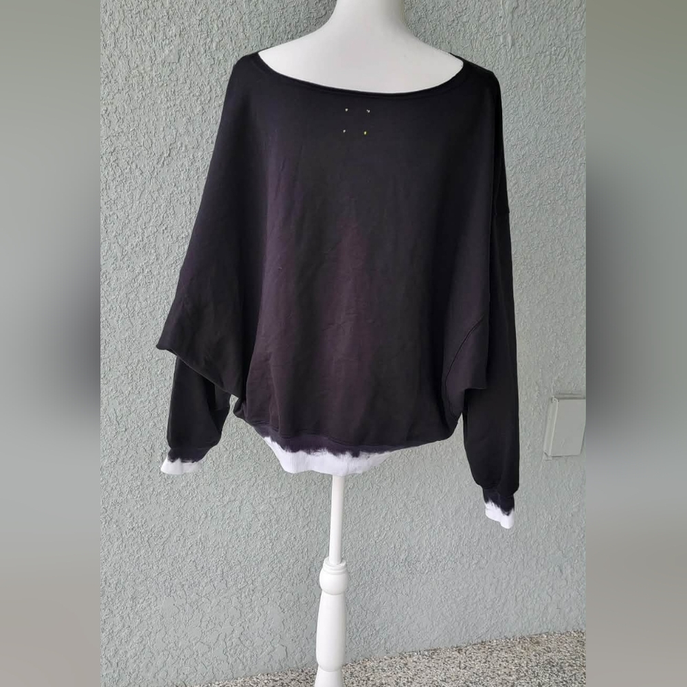 Capital T boxy cropped sweatshirt grunge minimalist - Picture 6 of 8